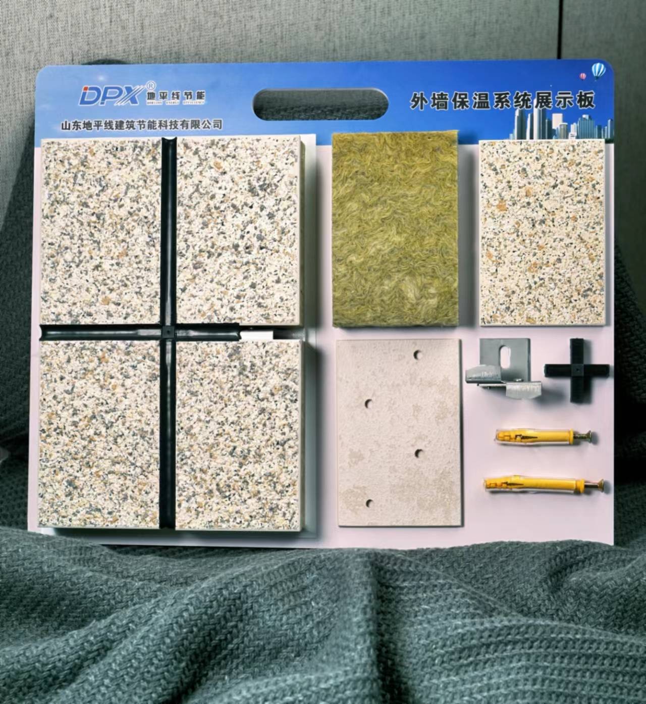 廠房建設必看 如何選擇經(jīng)濟實惠的保溫裝飾材料——保溫裝飾一體板